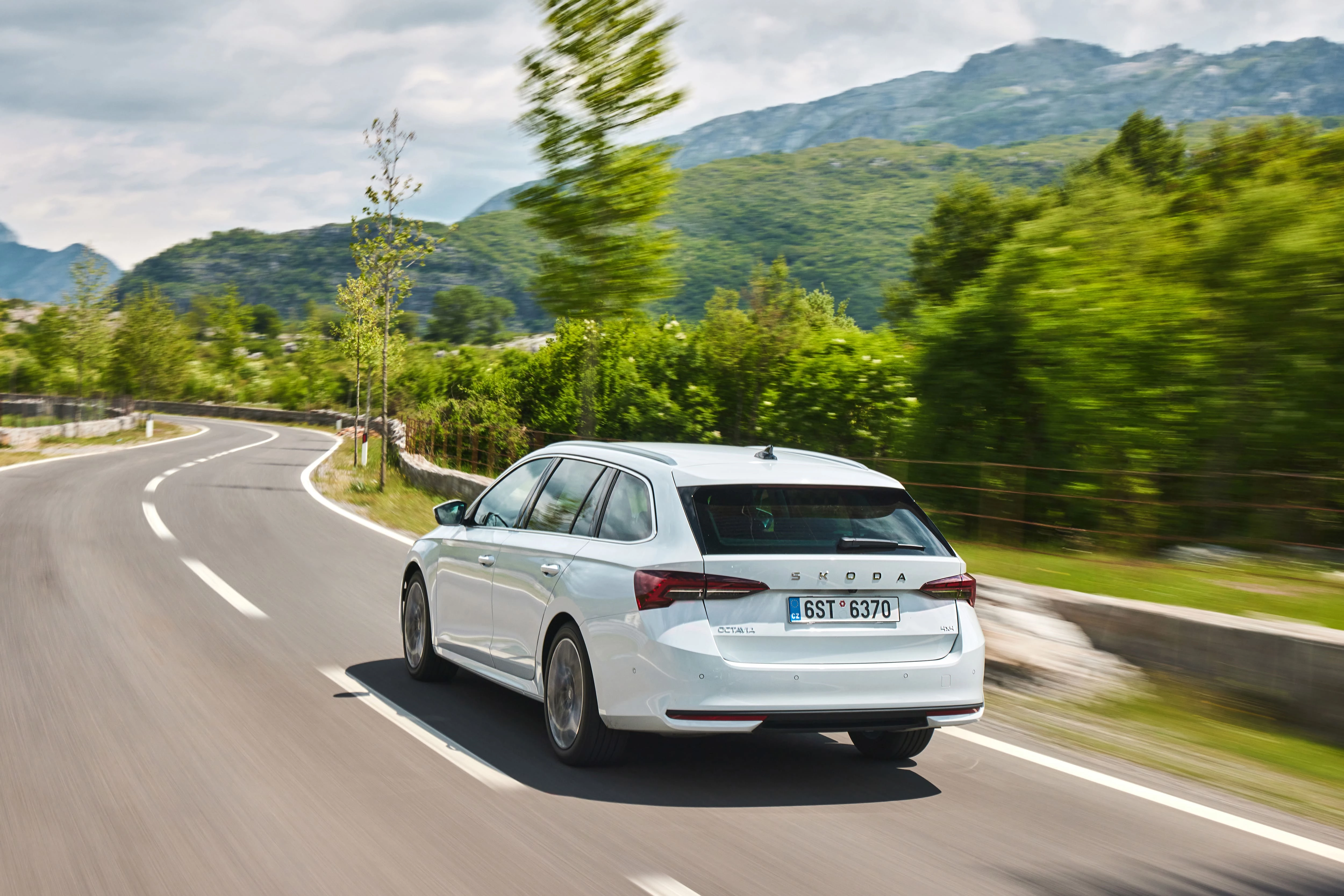 78 Skoda Octavia 2Ed09505